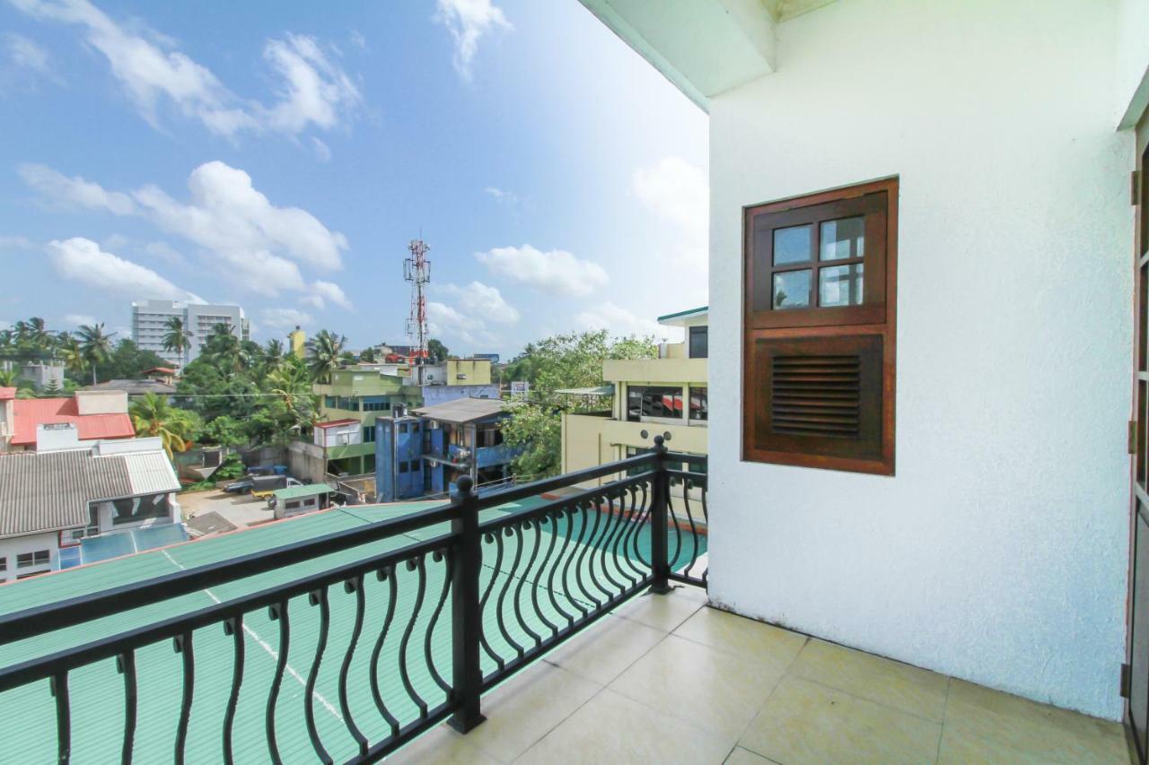 Hotel Queensbury Malabe Kaduwela Bagian luar foto